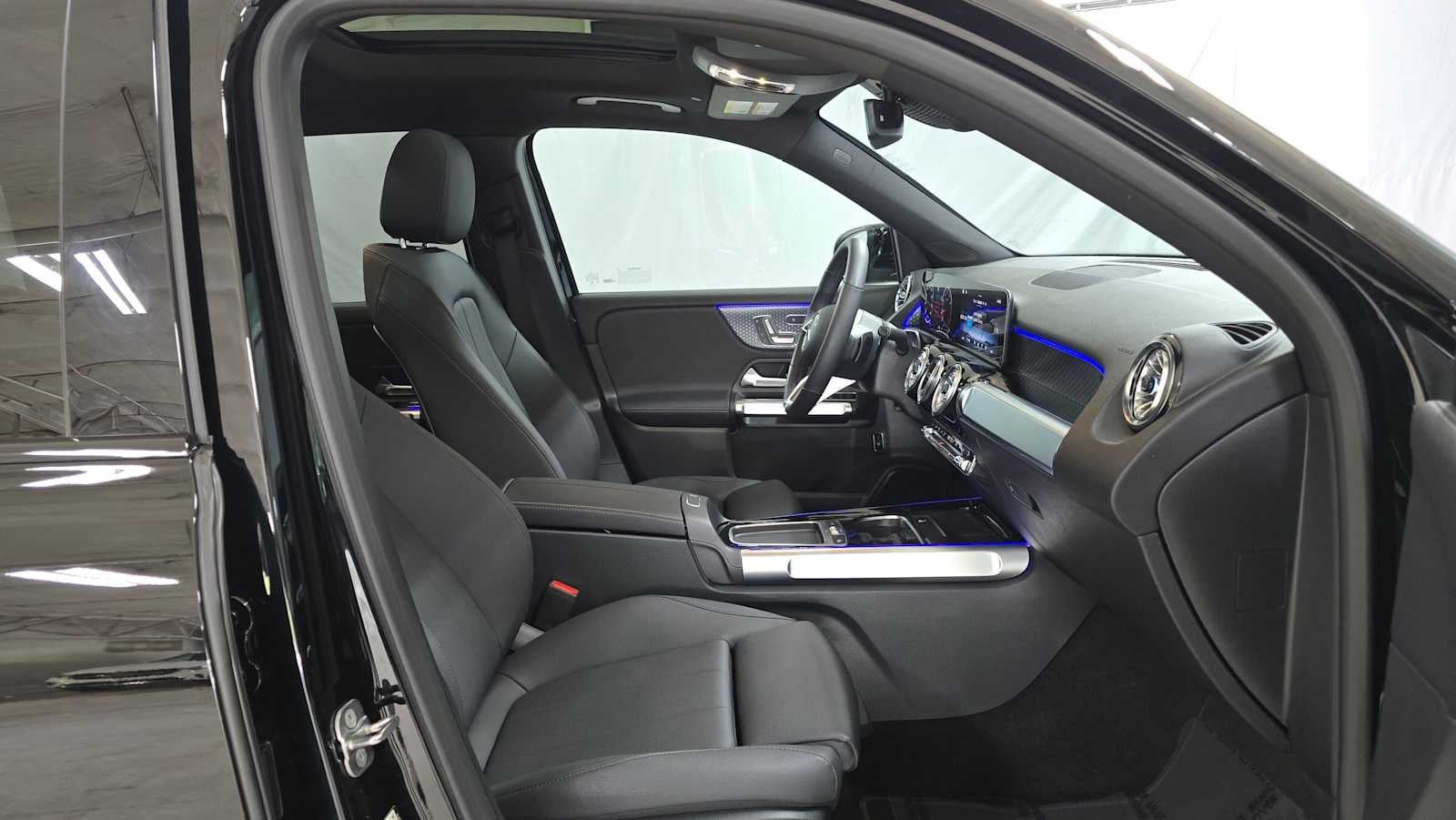 2026 Mercedes-Benz GLB 250 4MATIC® SUV