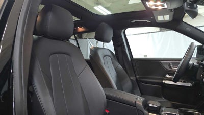 2023 Mercedes-Benz GLB GLB 250