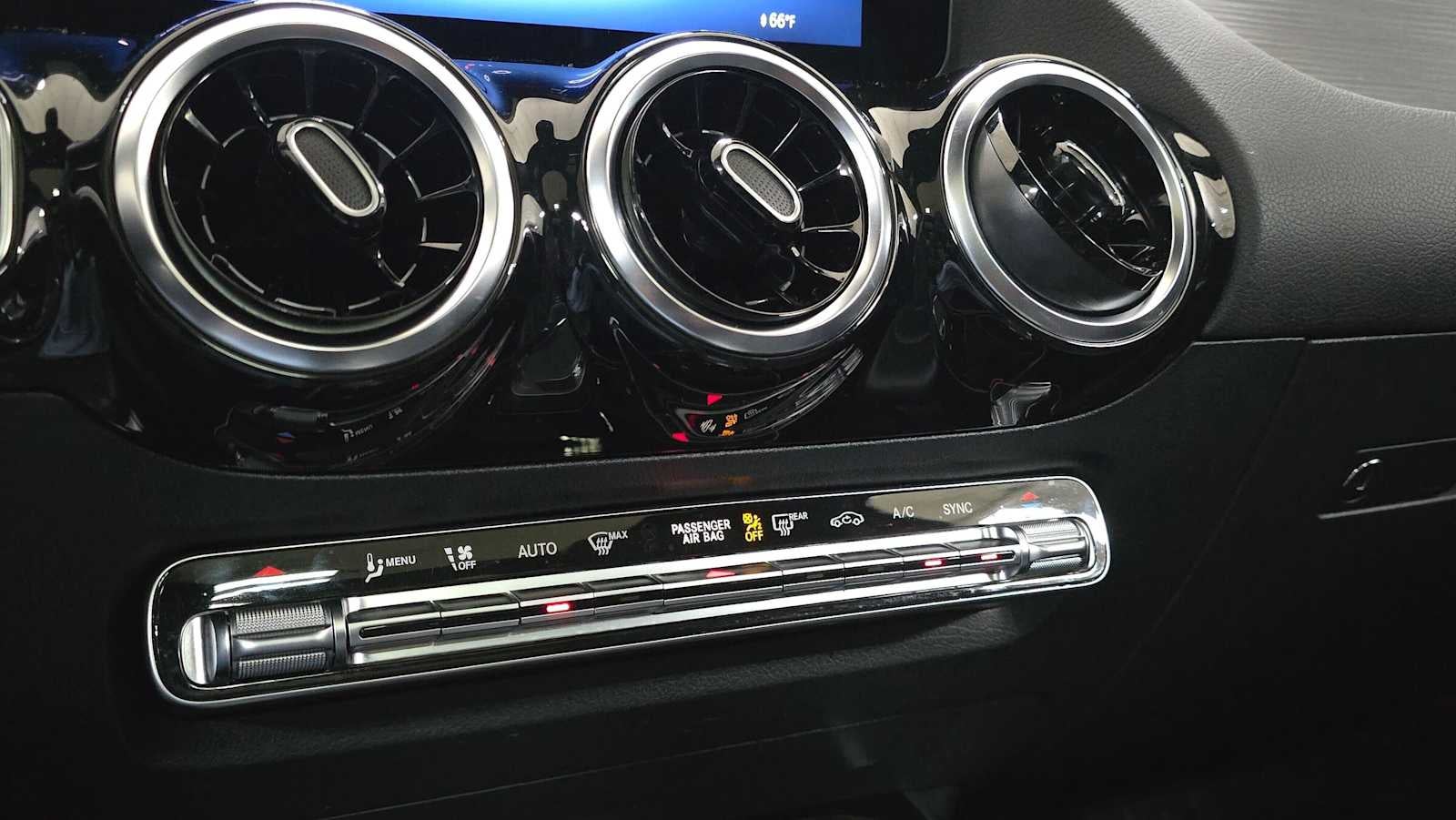 2026 Mercedes-Benz GLA 250 4MATIC® SUV