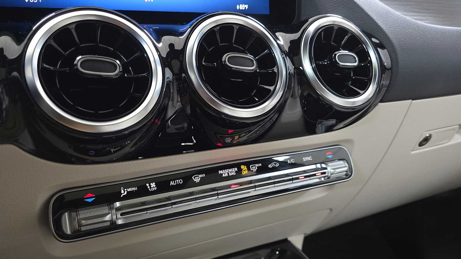 2026 Mercedes-Benz GLA 250 4MATIC® SUV