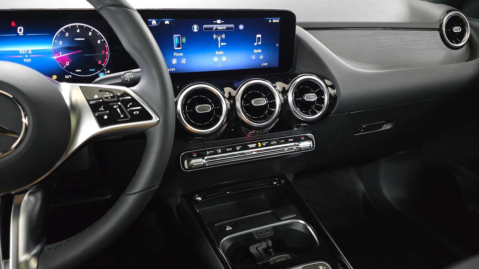 2026 Mercedes-Benz GLA 250 4MATIC® SUV