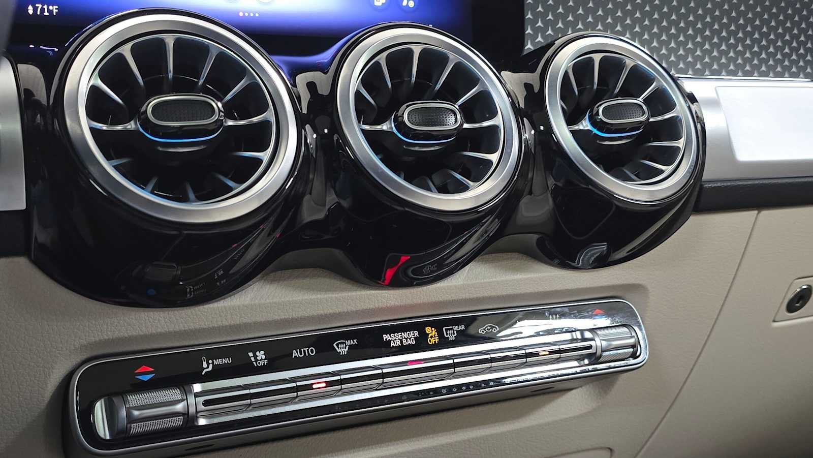 2024 Mercedes-Benz EQB 250+ SUV