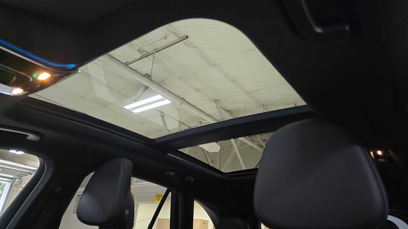 2023 Mercedes-Benz GLC 300 GLC 300