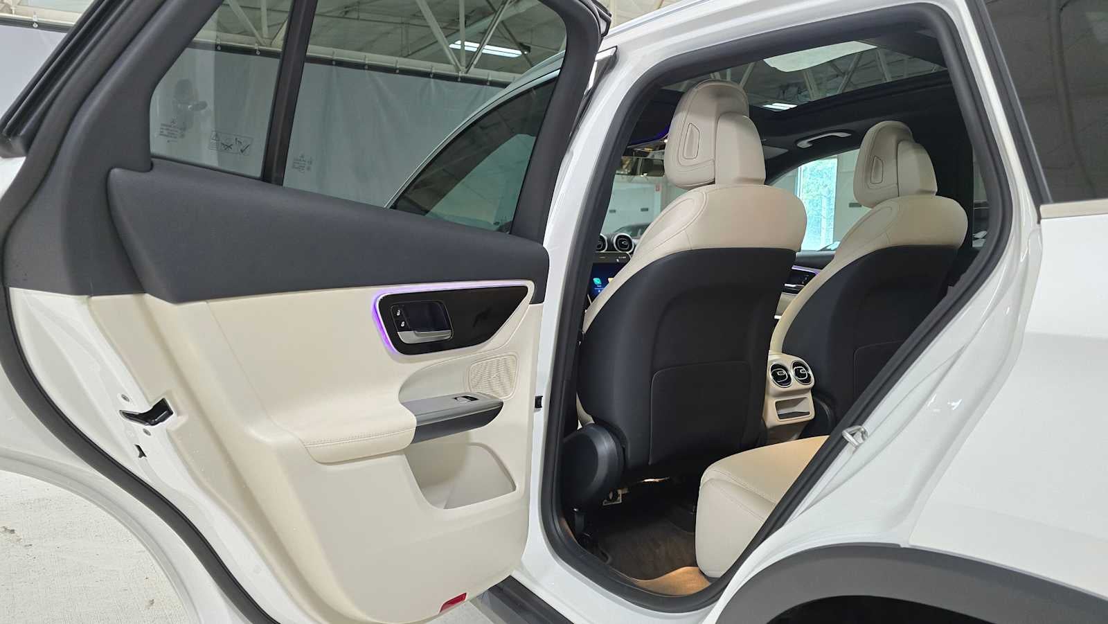 2025 Mercedes-Benz GLC GLC 300