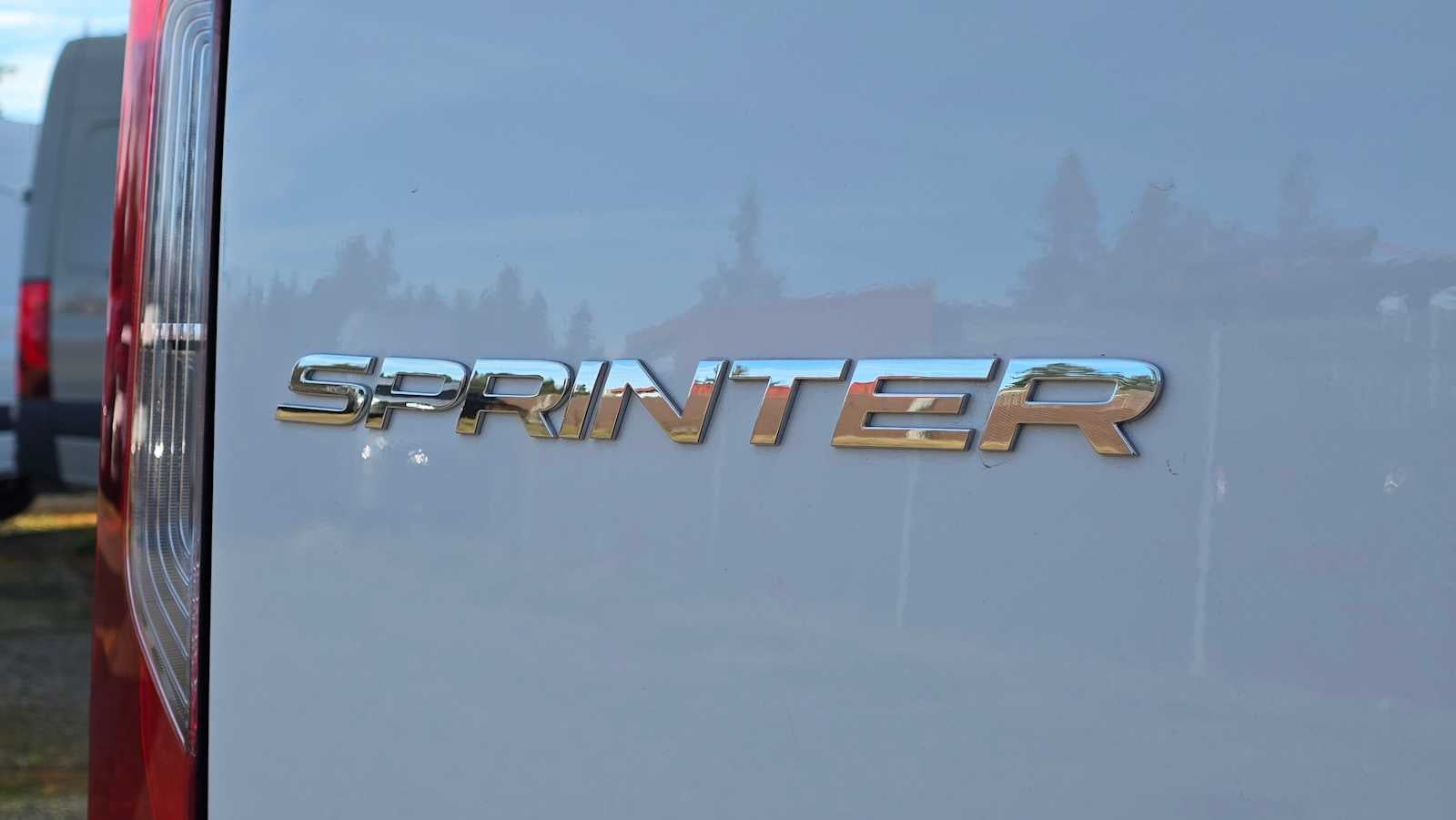 2025 Mercedes-Benz Sprinter 2500 Standard Roof I4 Diesel 144" RWD