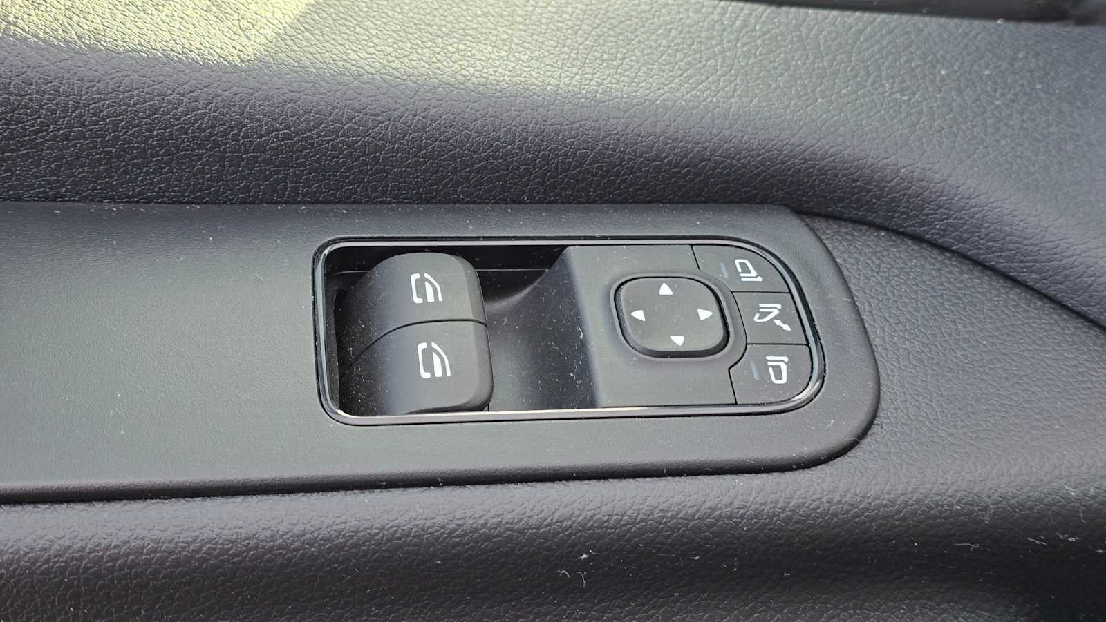 2025 Mercedes-Benz Sprinter 2500 Standard Roof I4 Diesel 144" RWD