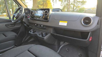 2025 Mercedes-Benz Sprinter 2500 Standard Roof I4 Diesel 144" RWD