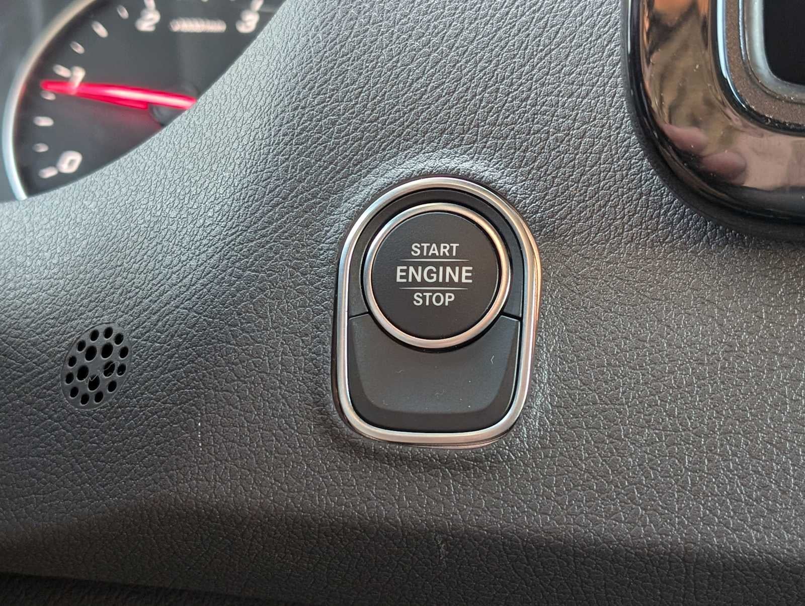 2025 Mercedes-Benz Sprinter 2500 Standard Roof I4 Diesel 144" RWD