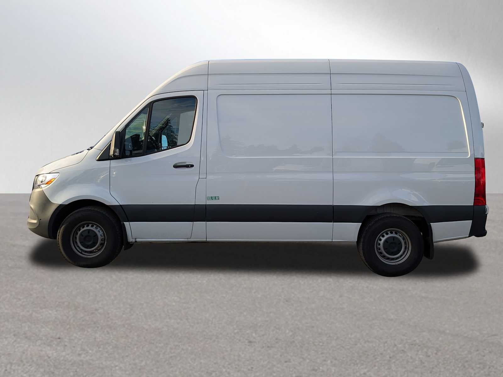 2025 Mercedes-Benz Sprinter 2500 Standard Roof I4 Diesel 144" RWD