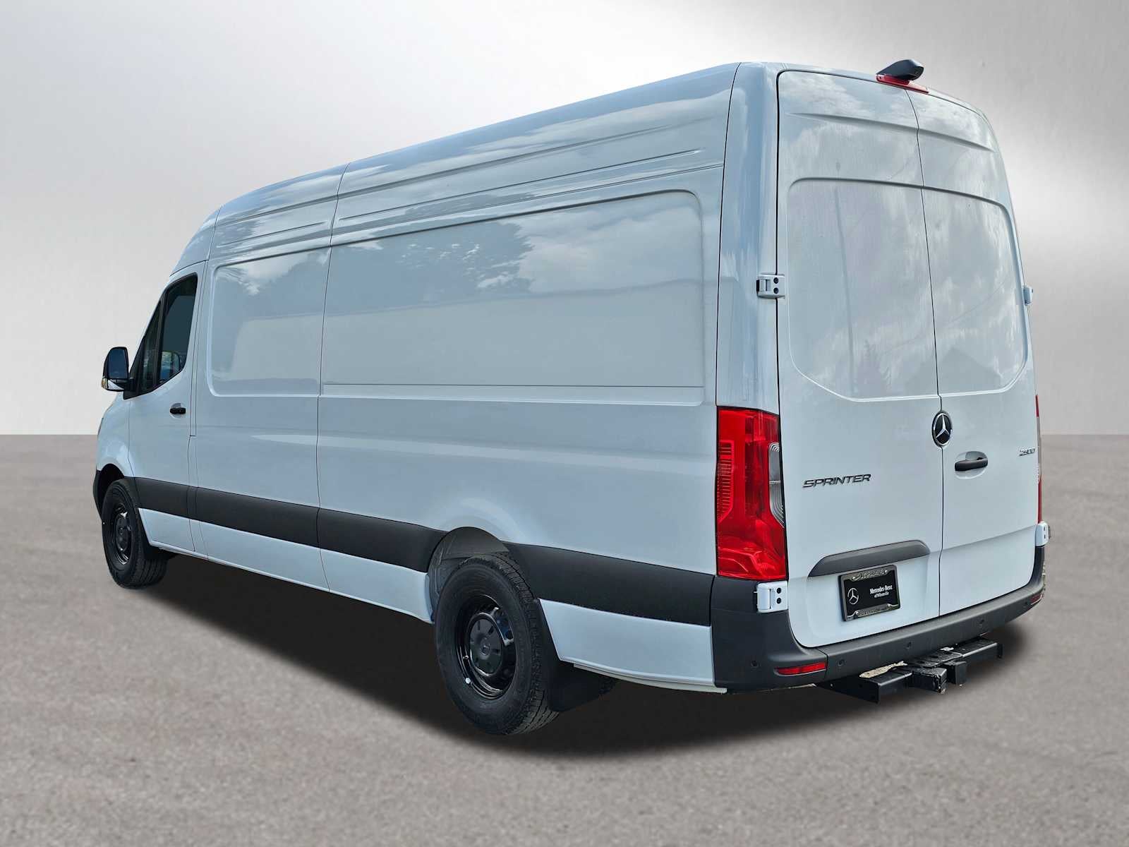 2024 Mercedes-Benz Sprinter 2500 High Roof I4 Diesel 170" RWD