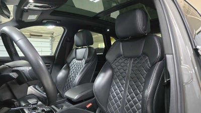2023 Audi SQ5 Premium Plus