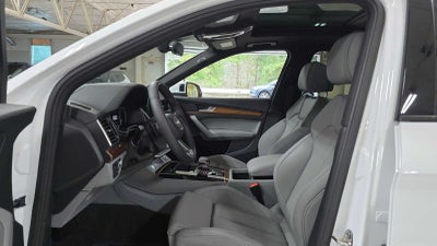 2024 Audi Q5 S line Prestige