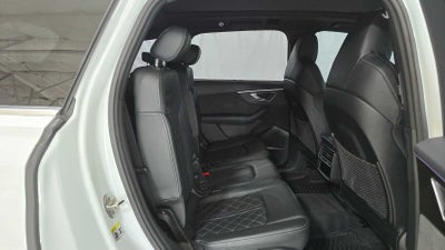 2022 Audi SQ7 Prestige