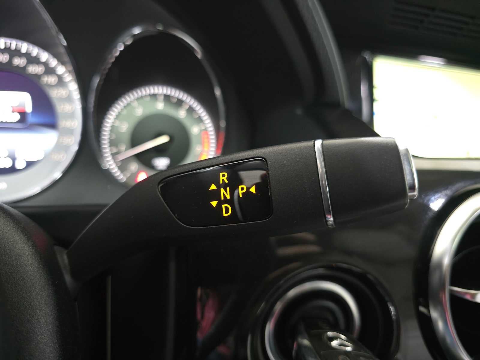 2014 Mercedes-Benz GLK 350 4MATIC® 4dr