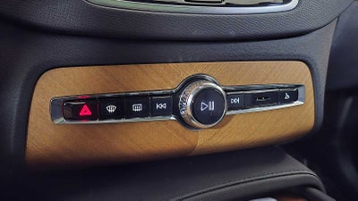 2023 Volvo XC90 Plus