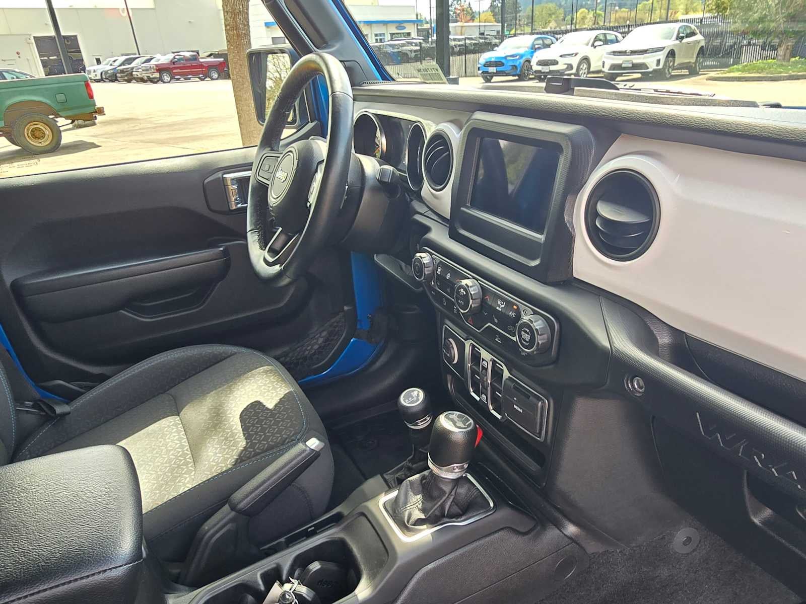 2021 Jeep Wrangler Unlimited ISLANDER - Photo 11