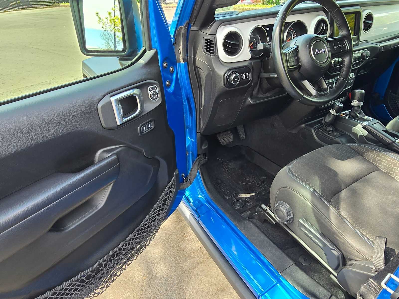 2021 Jeep Wrangler Unlimited ISLANDER - Photo 20