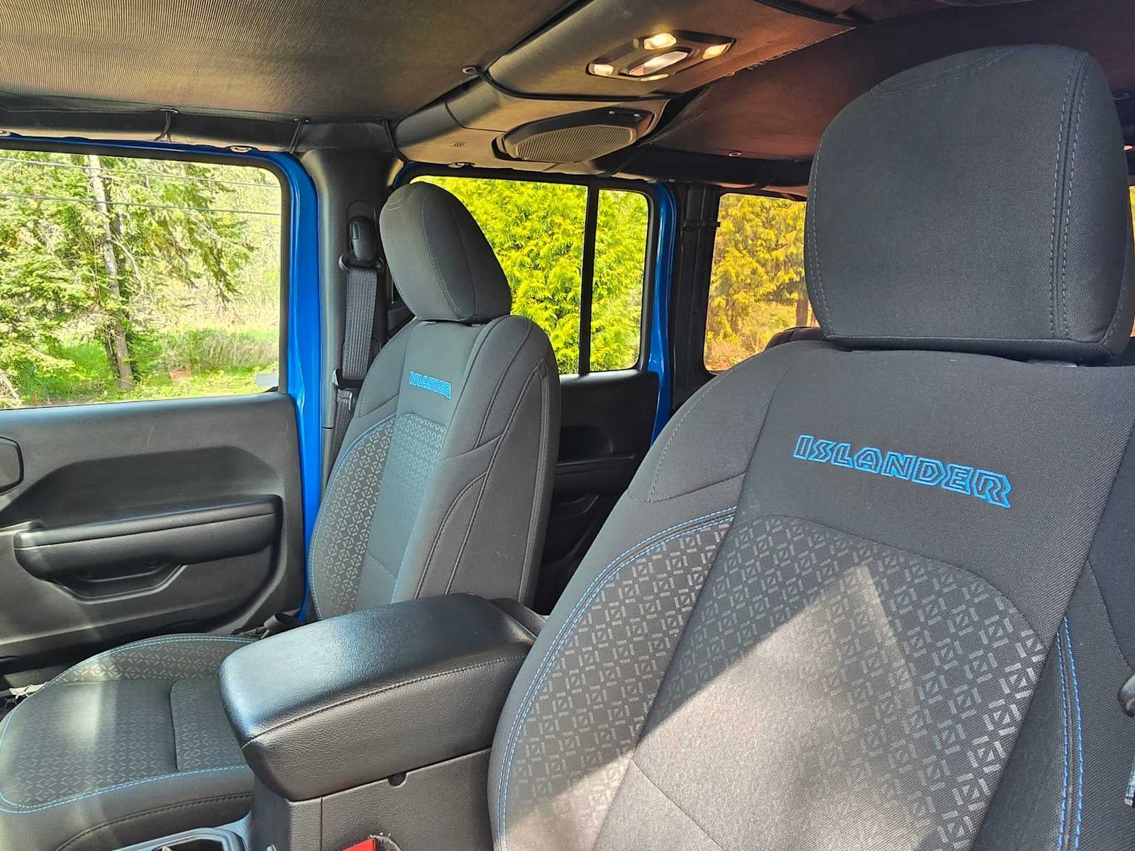 2021 Jeep Wrangler Unlimited ISLANDER - Photo 22