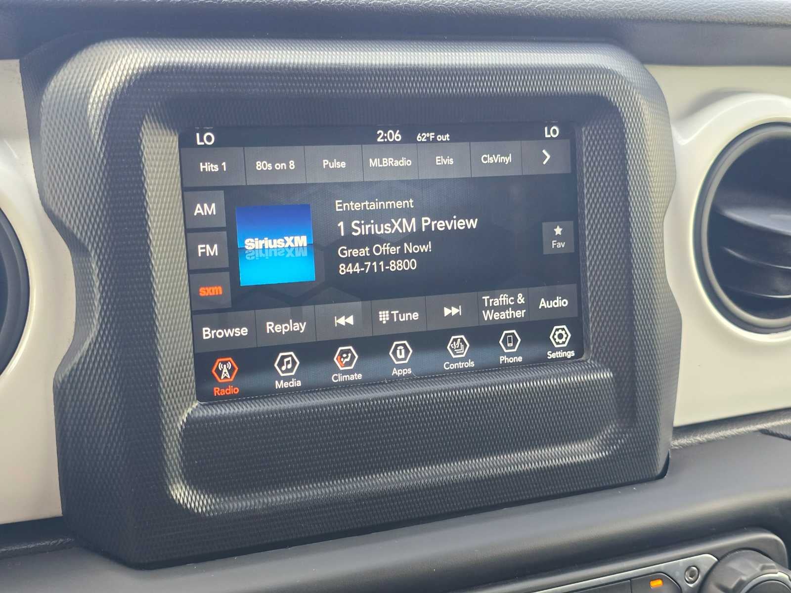 2021 Jeep Wrangler Unlimited ISLANDER - Photo 29
