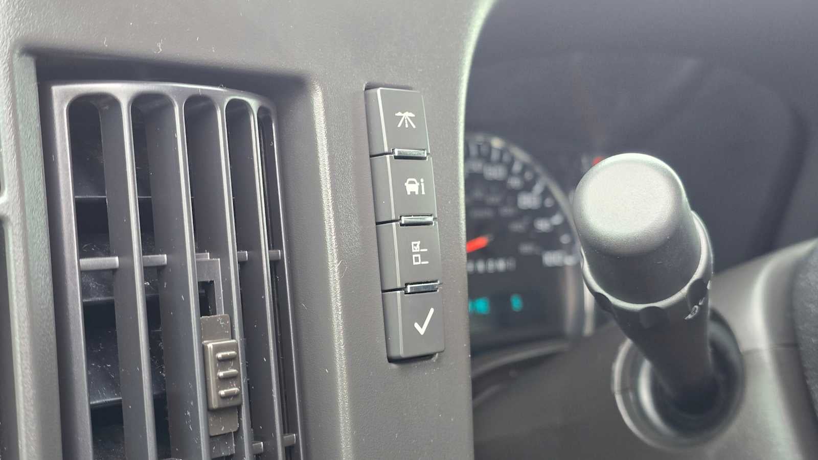 2025 Chevrolet Express Cargo Van RWD 2500 155"