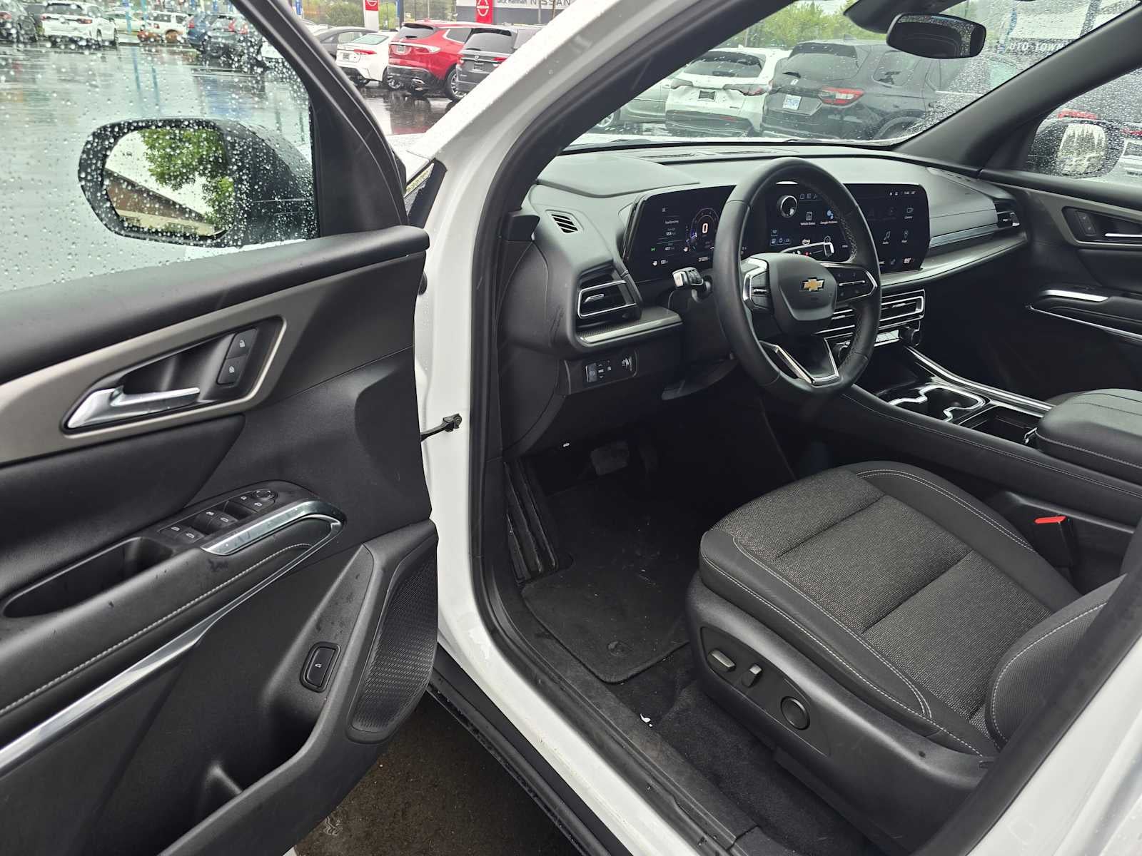 2024 Chevrolet Traverse FWD LT