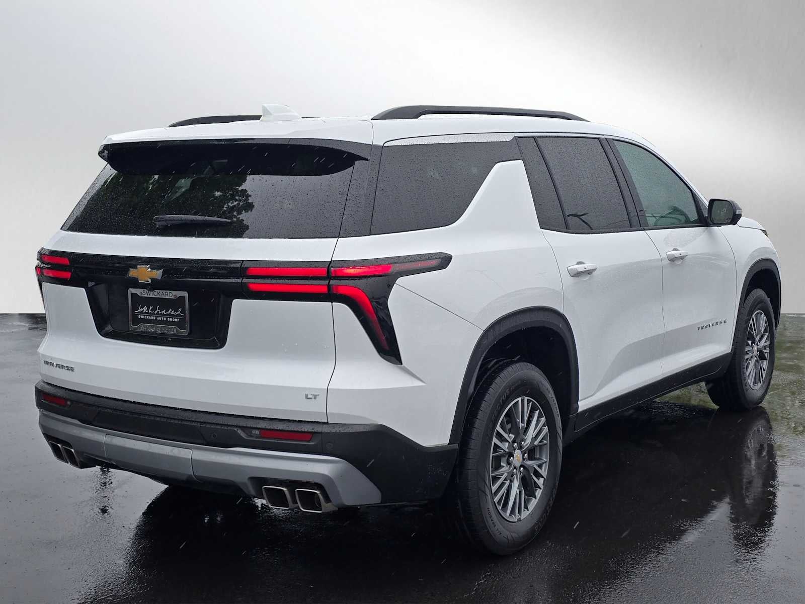 2024 Chevrolet Traverse FWD LT