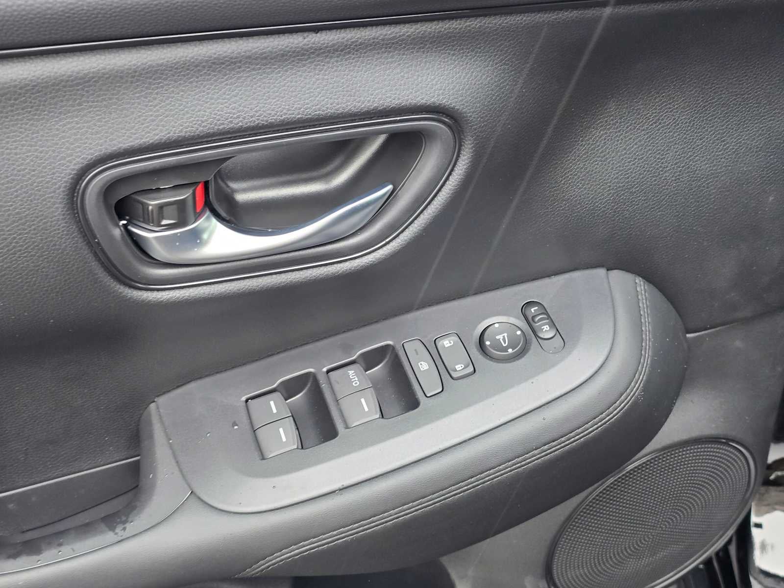 2026 Honda HR-V LX