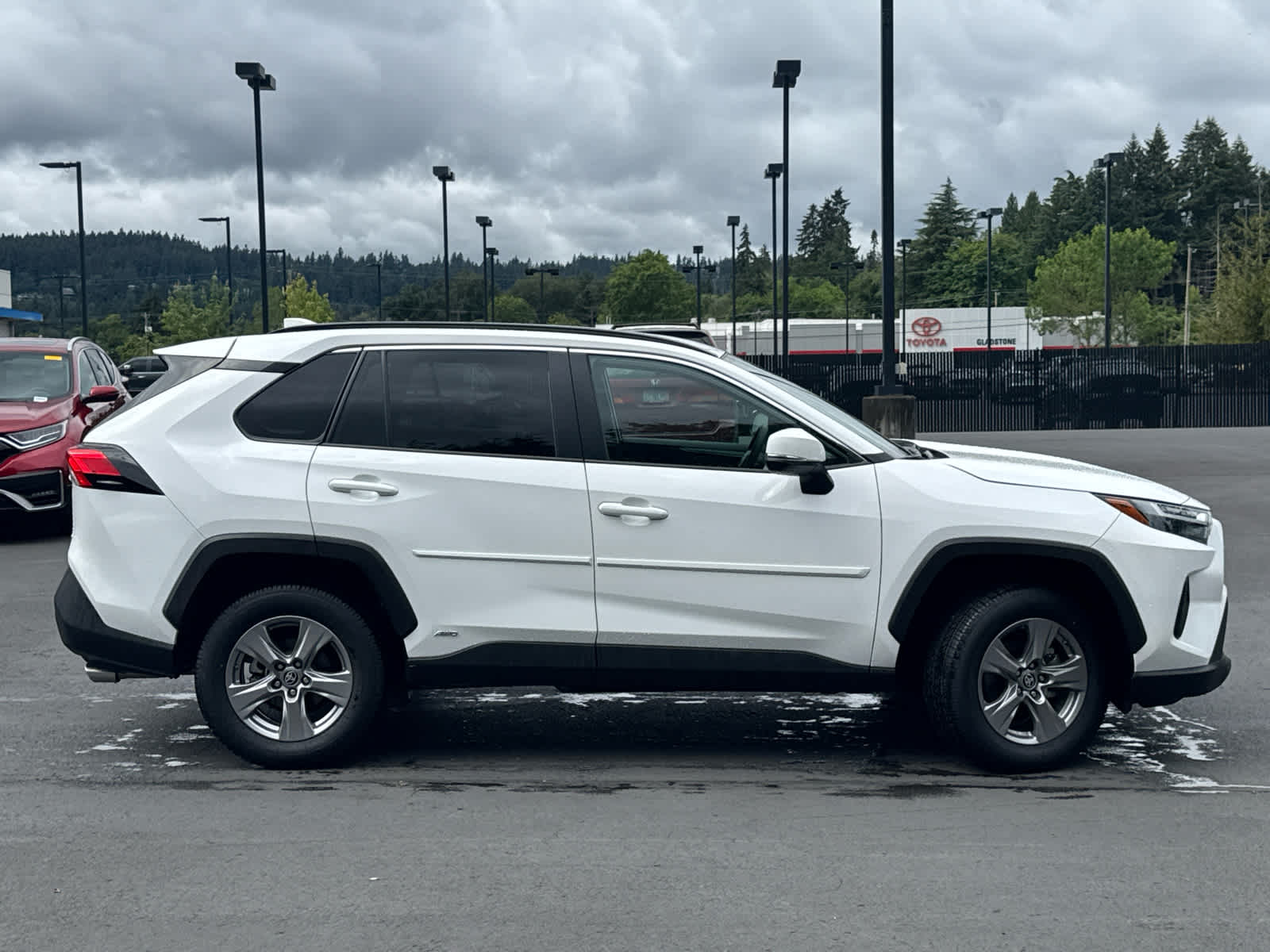 2024 Toyota RAV4 Hybrid LE