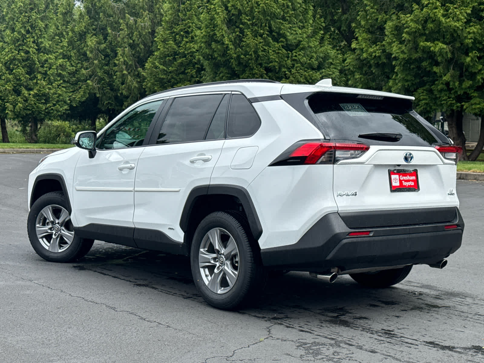 2024 Toyota RAV4 Hybrid LE