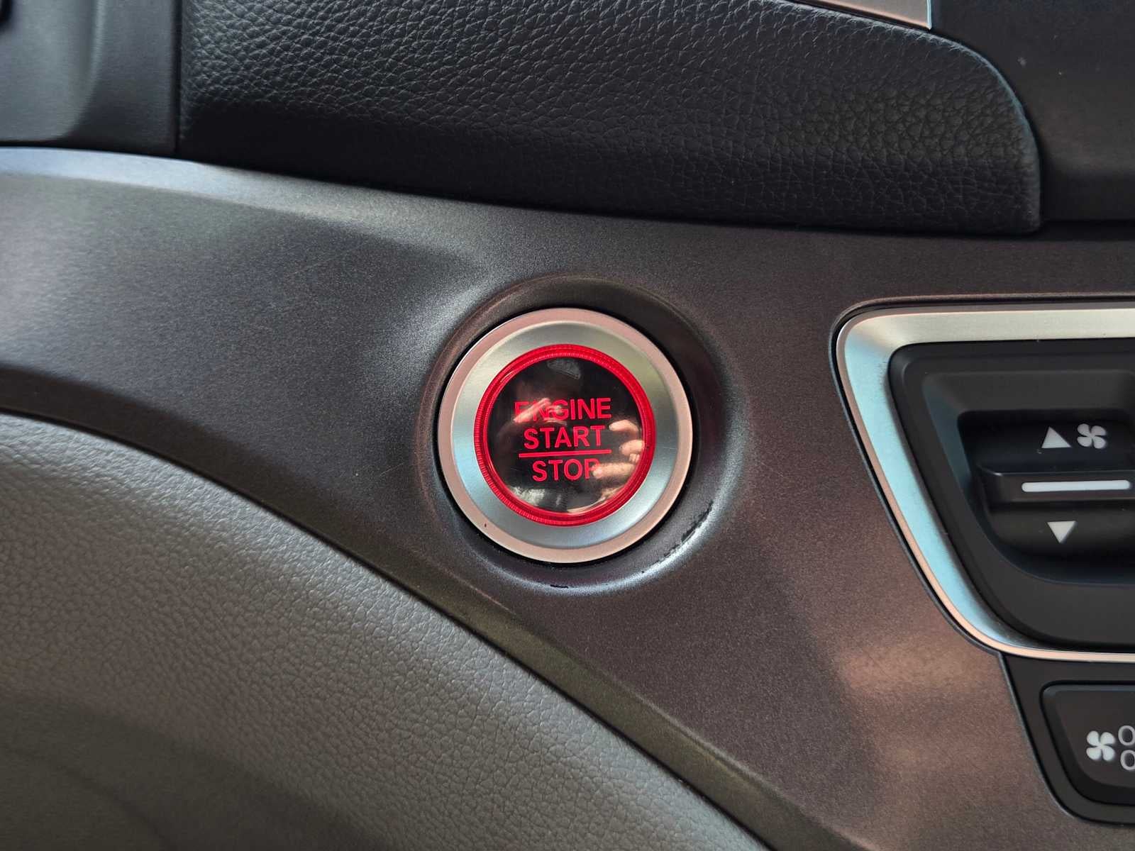 2016 Honda Pilot LX