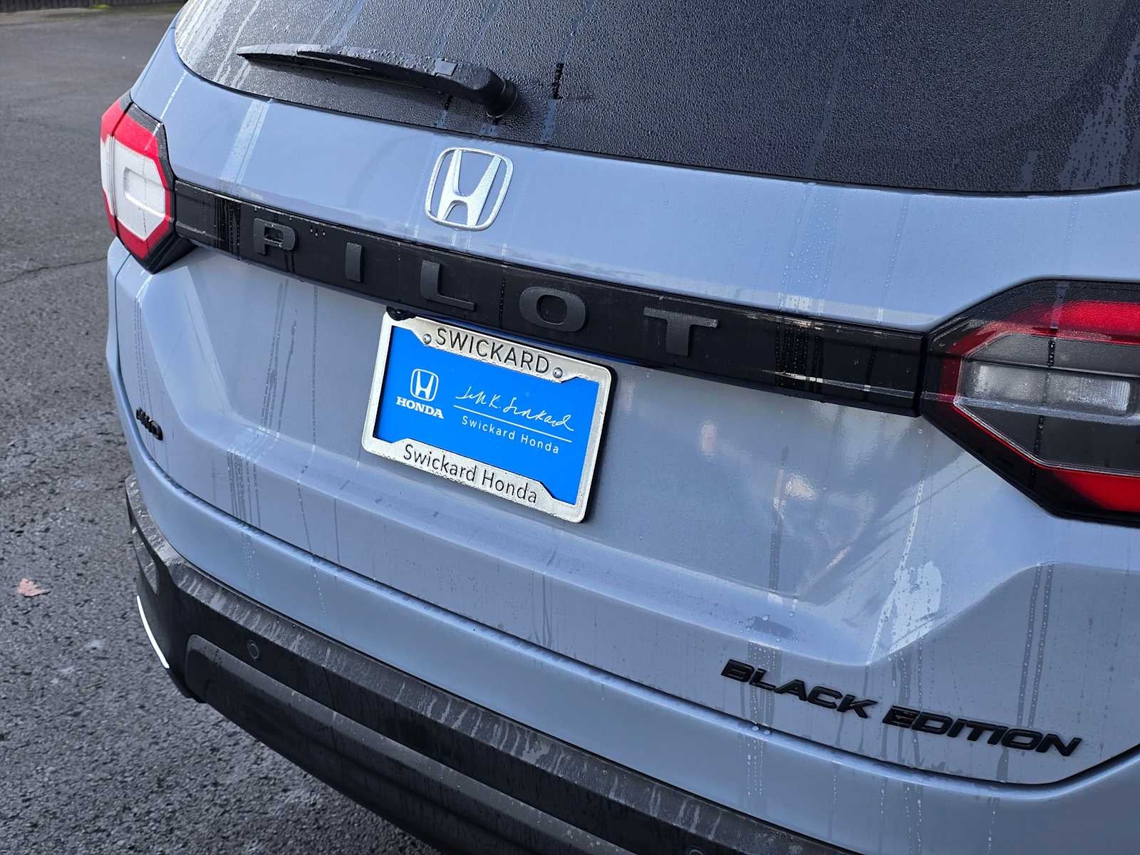 2025 Honda Pilot Black Edition