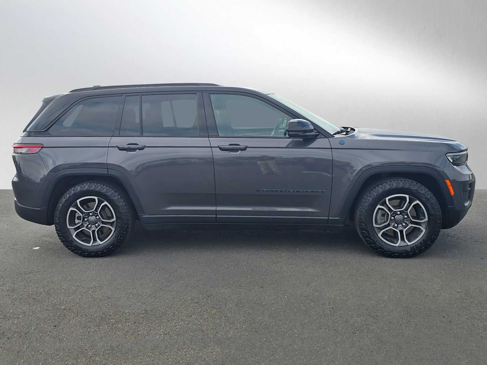 2023 Jeep Grand Cherokee 4xe Trailhawk