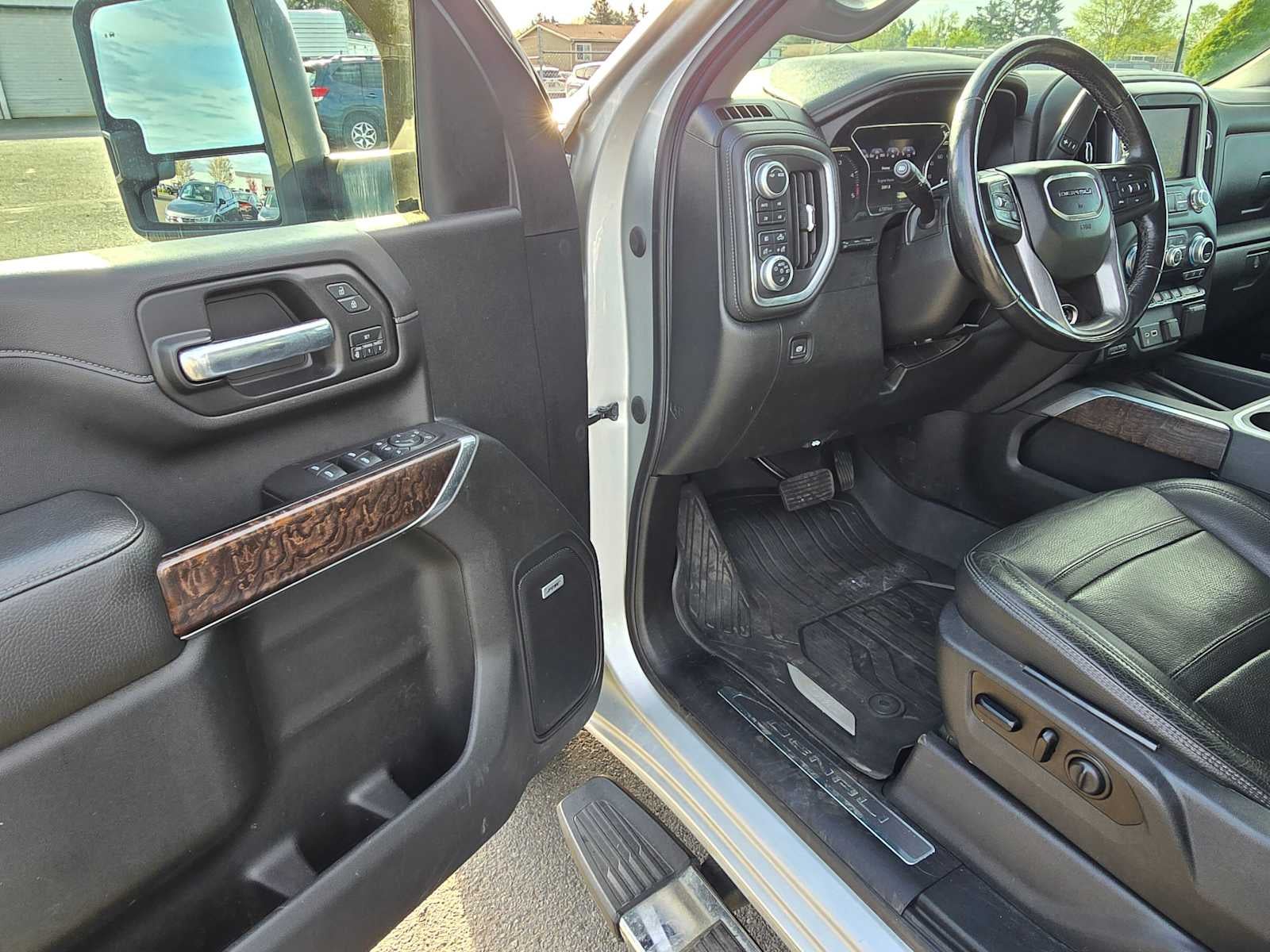 2020 GMC Sierra 3500HD Denali