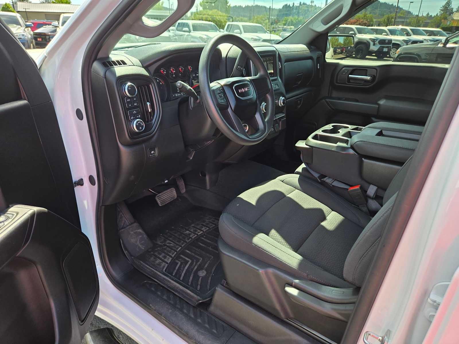 2024 GMC Sierra 1500 Pro