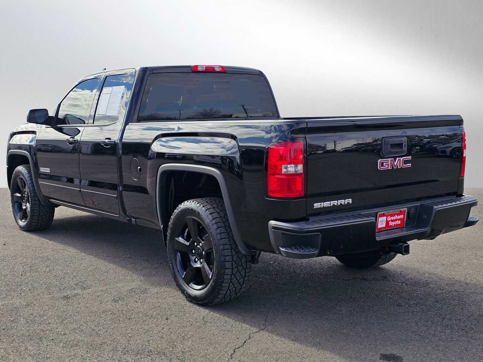 2018 GMC Sierra 1500 4WD Double Cab 143.5"