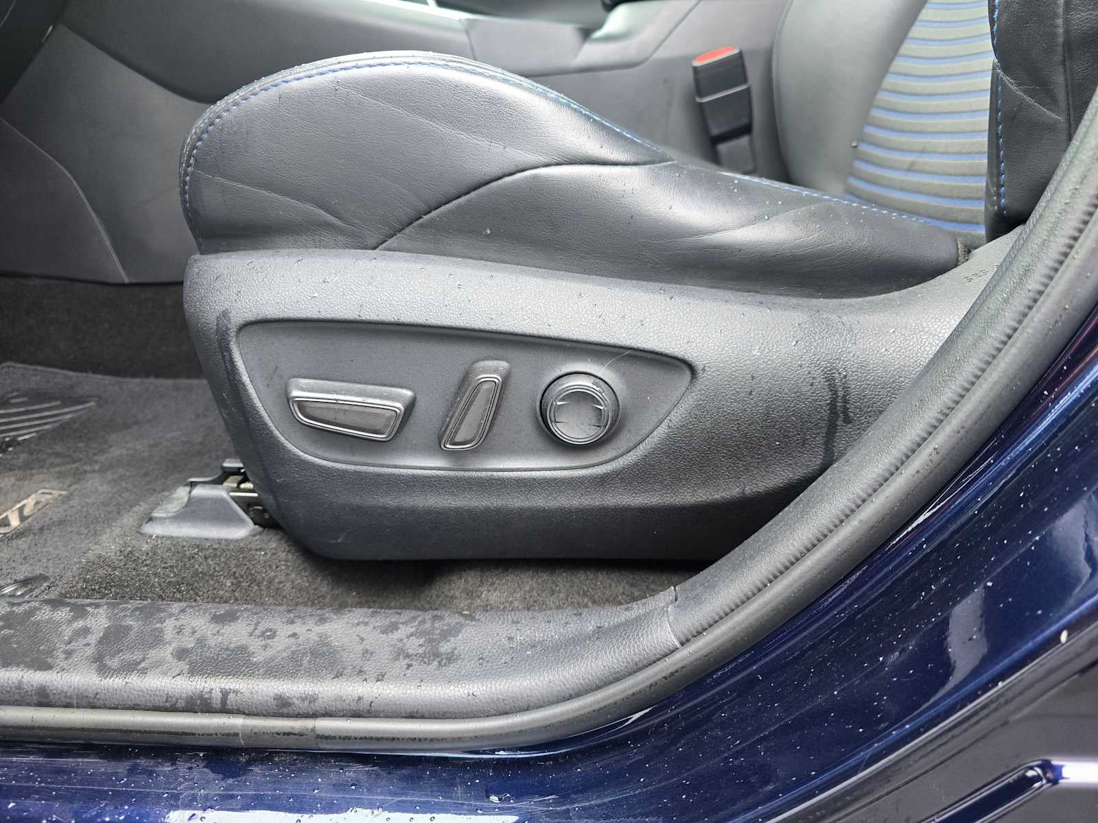 2019 Toyota RAV4 Hybrid XSE