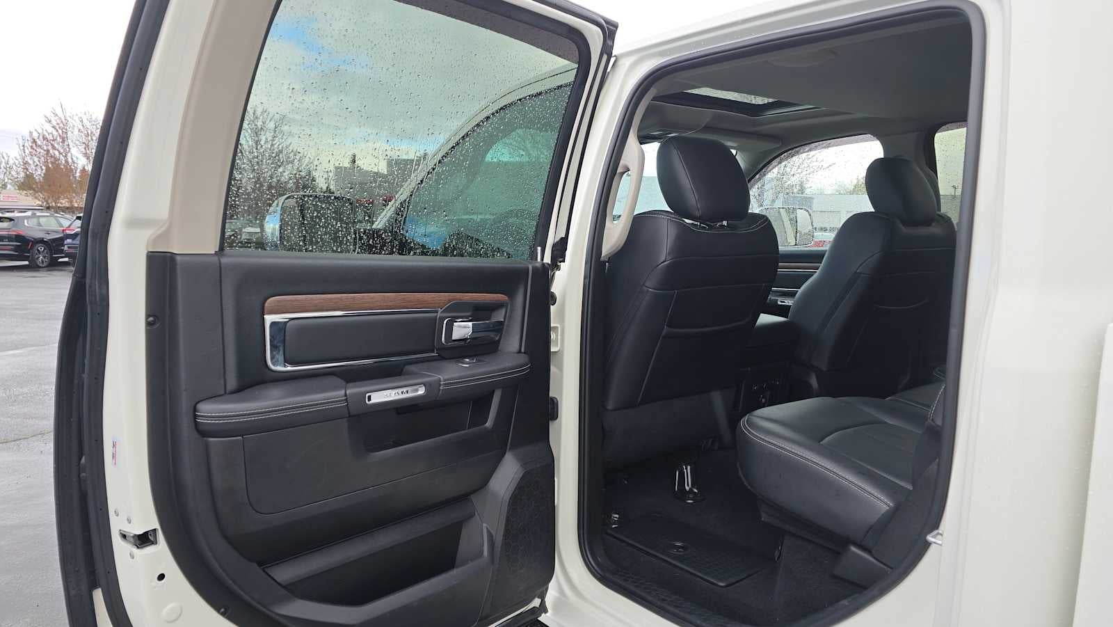 2018 RAM 3500 Laramie