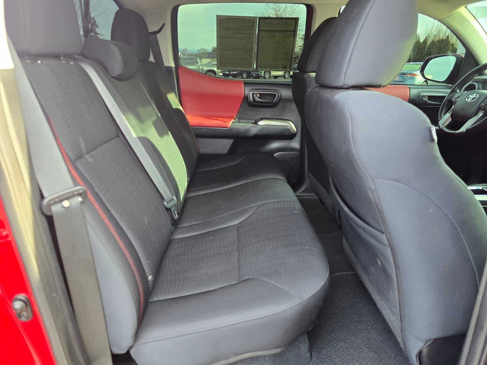 2016 Toyota Tacoma SR5