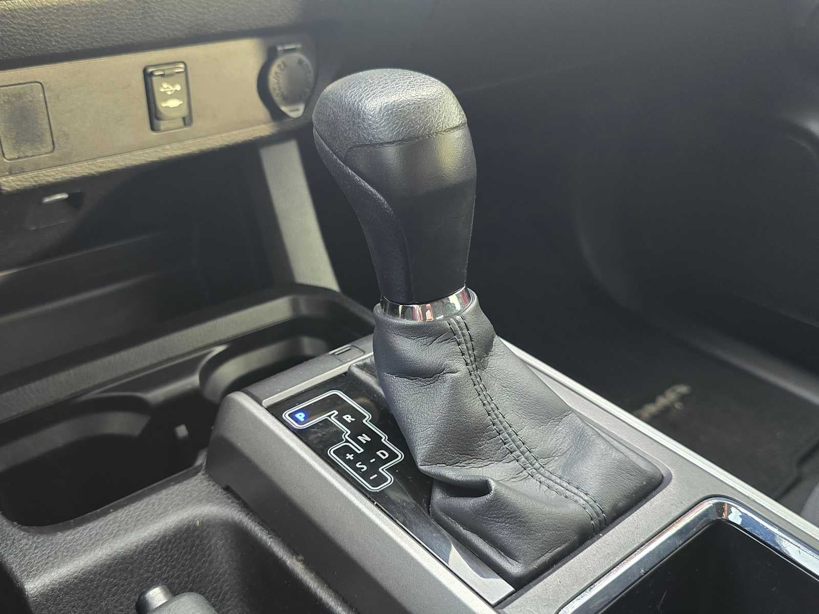 2016 Toyota Tacoma SR5