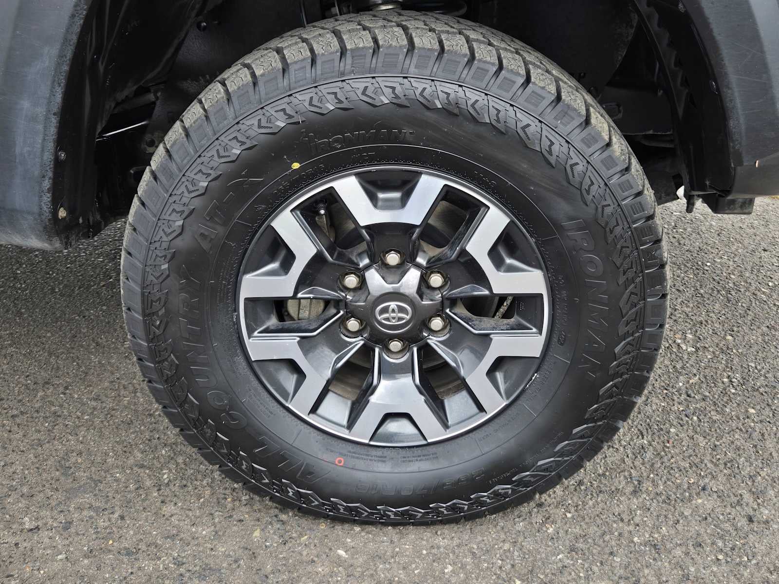 2022 Toyota Tacoma TRD Off Road