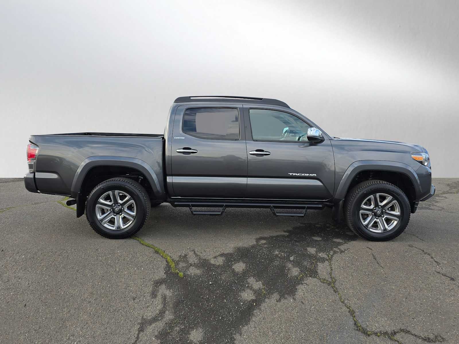 2016 Toyota Tacoma Limited