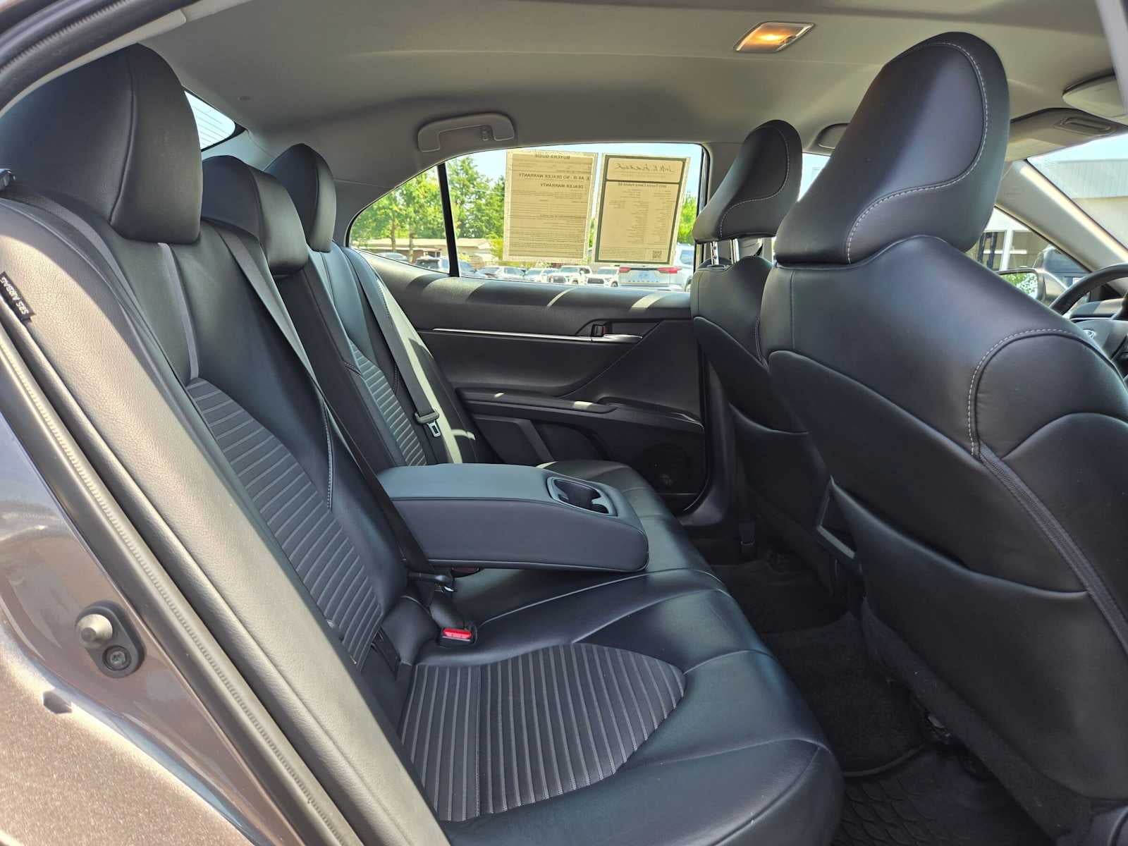 2023 Toyota Camry Hybrid SE