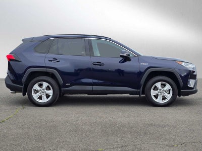 2021 Toyota RAV4 Hybrid XLE
