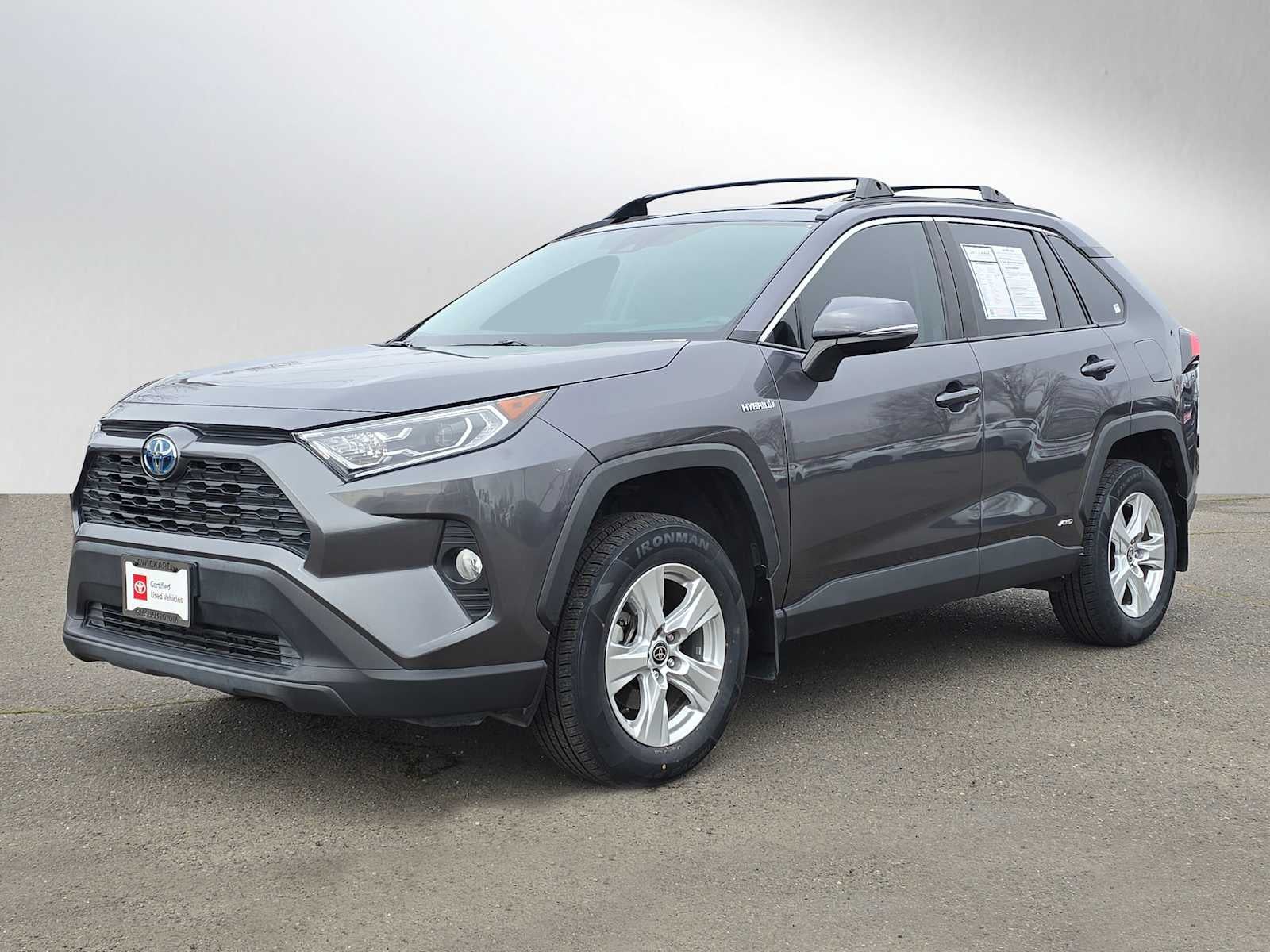 2021 Toyota RAV4 Hybrid XLE