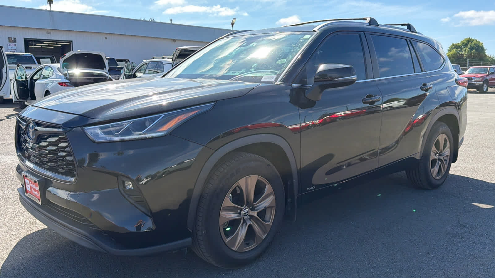 2023 Toyota Highlander Hybrid Bronze Edition