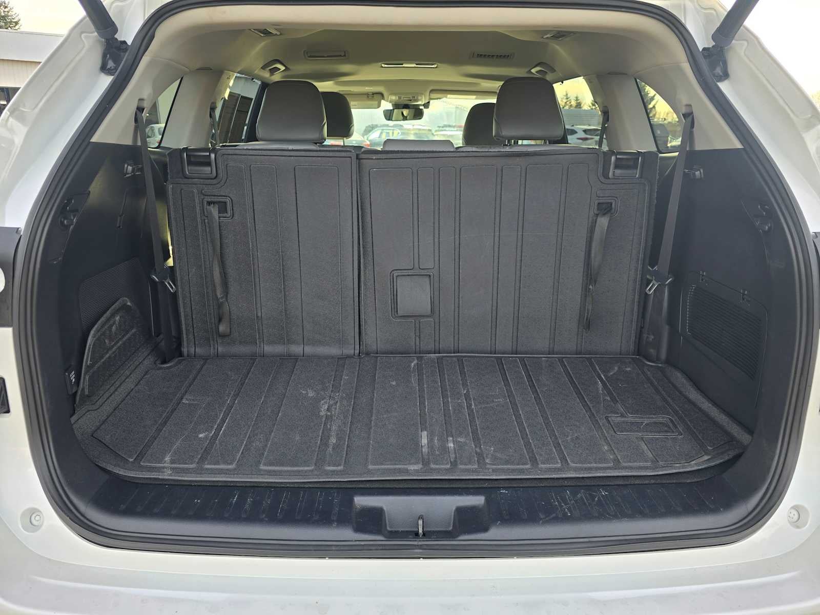 2023 Toyota Highlander Hybrid Bronze Edition