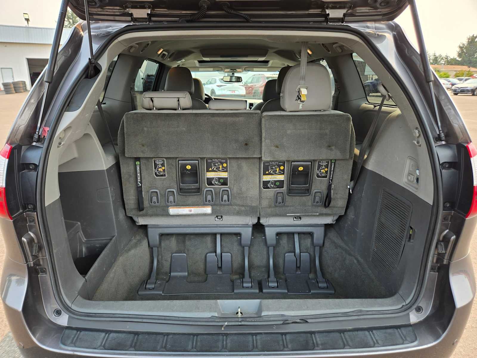 2016 Toyota Sienna XLE