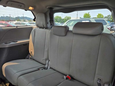 2016 Toyota Sienna XLE