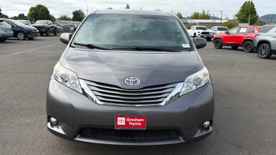 2016 Toyota Sienna XLE