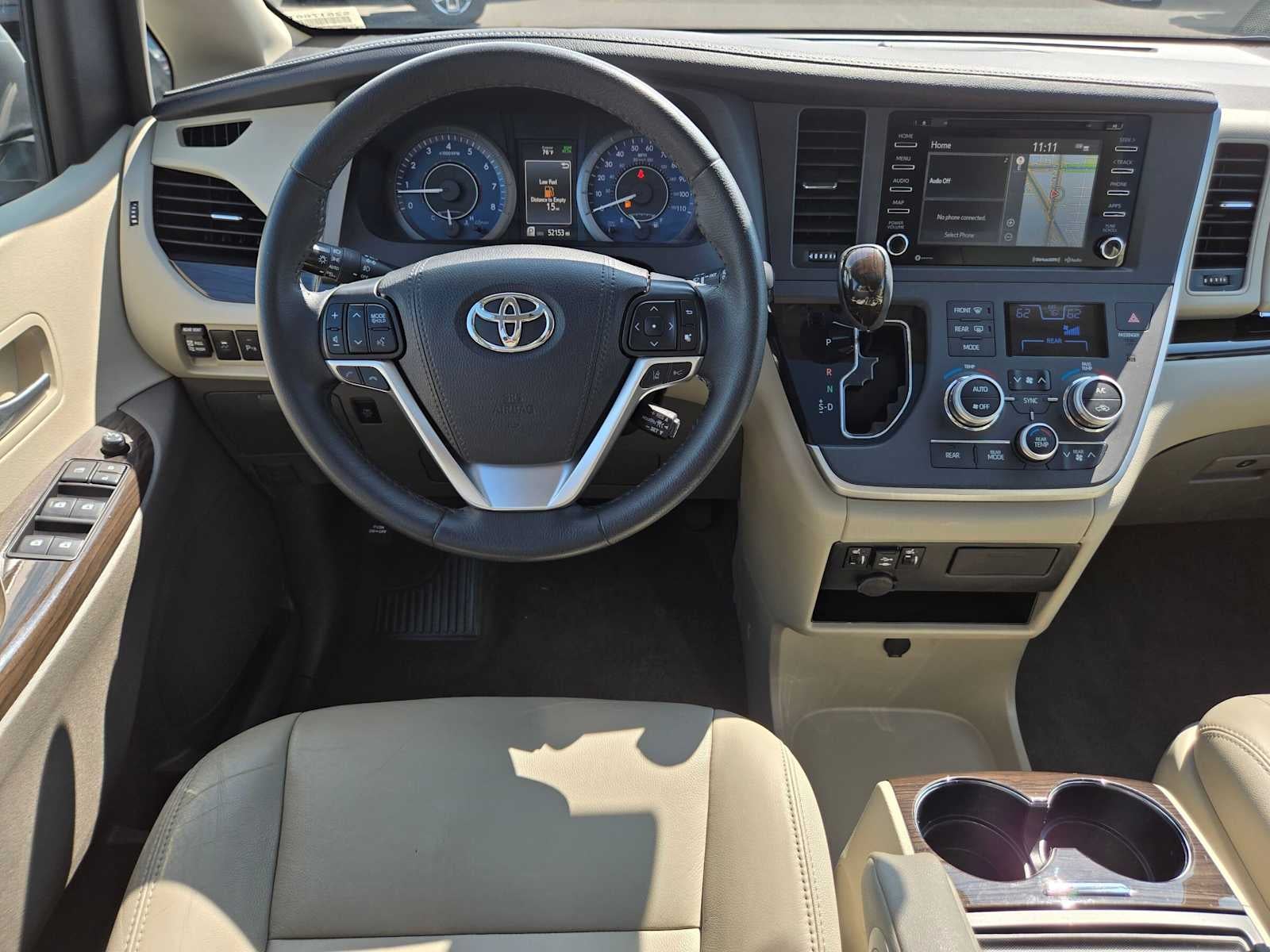 2020 Toyota Sienna XLE